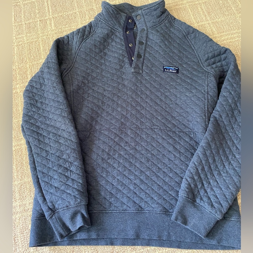 L.L. Bean Men's Navy Quilted Sweaterc
